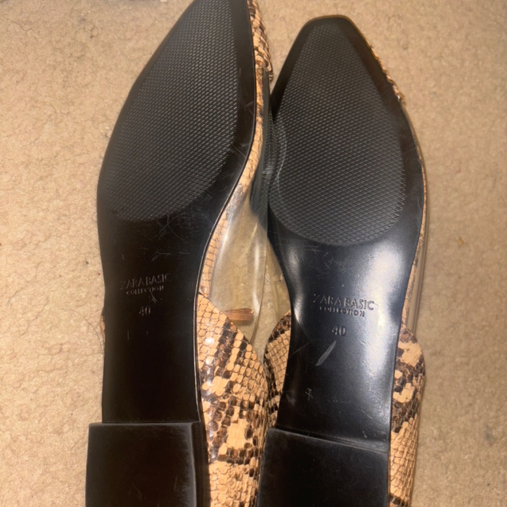 Zara Basic Collection Flats - Picture 2 of 2